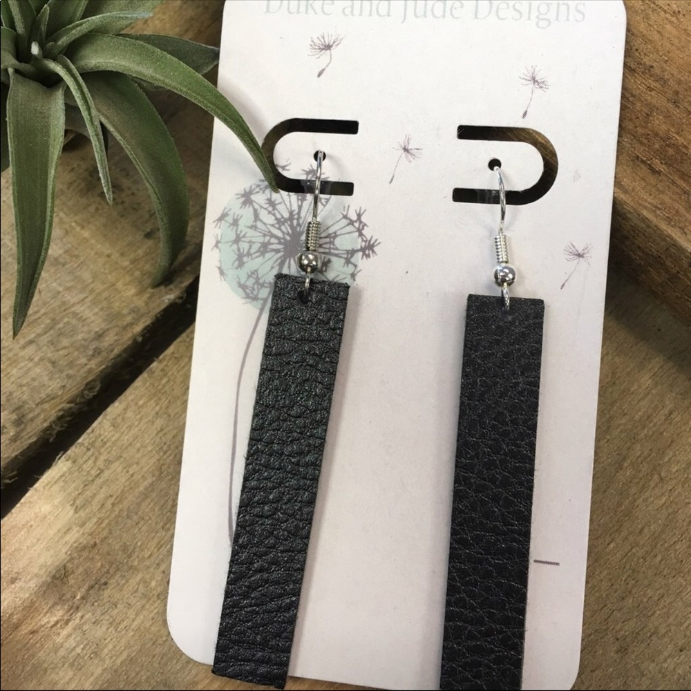 Light weight double sided leather earrings